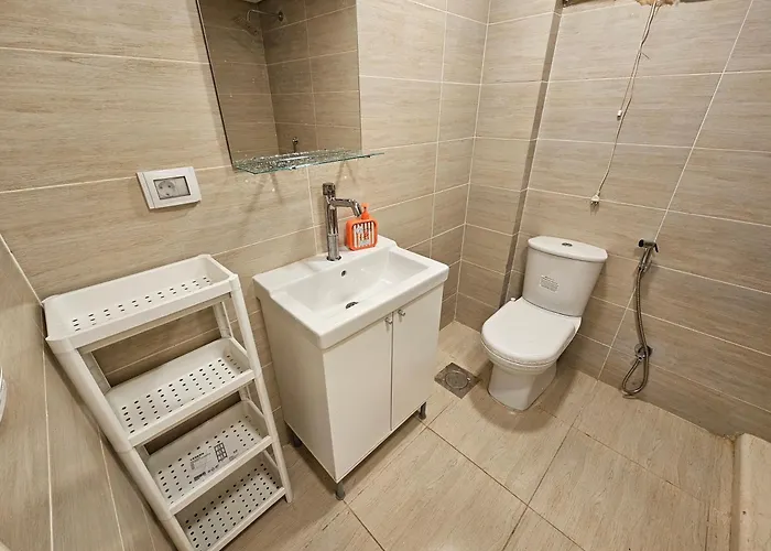 Appartement Stylish Overlooking The Pool *